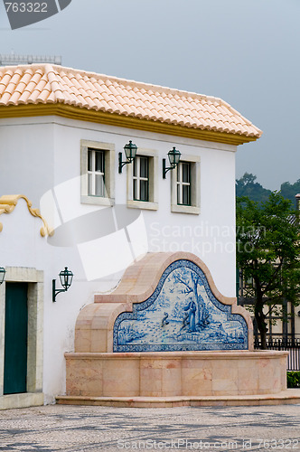 Image of Antique street construction