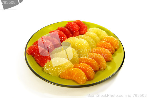 Image of peeled citrus segments