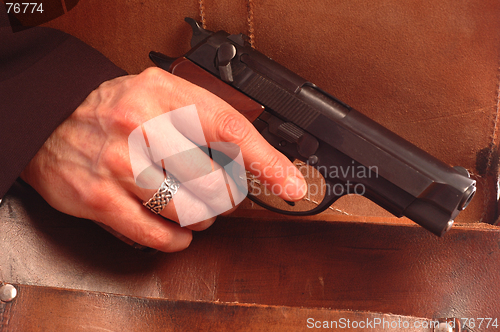 Image of pistol leather bag 450