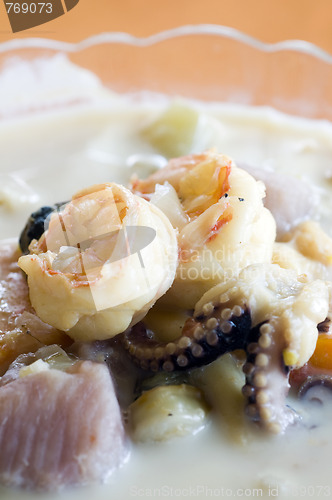 Image of bowl of mixed seafood soup nicaragua