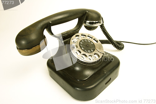 Image of old telephone