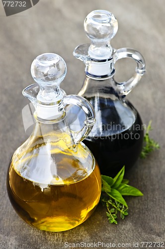 Image of Oil and vinegar