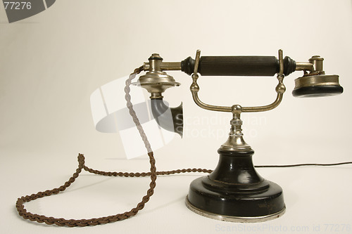 Image of old telephone