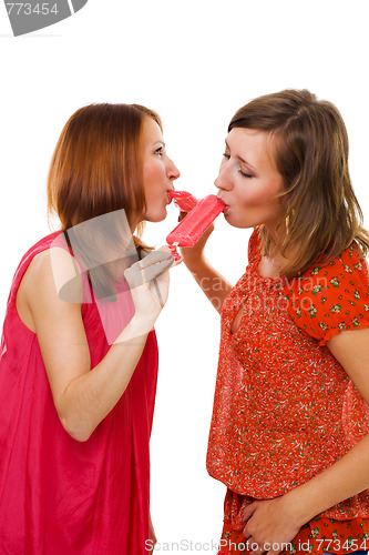 Image of two woman with ice cream