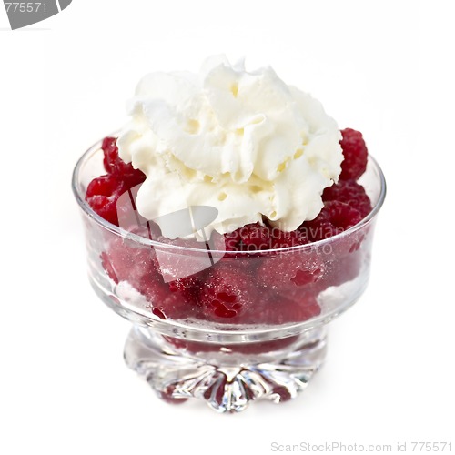 Image of Fresh raspberries and whipped cream