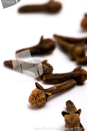 Image of cloves