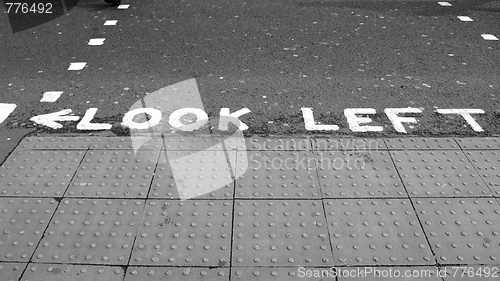 Image of Look left