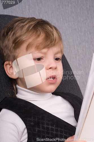 Image of Boy reading