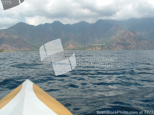 Image of kayaking Atitlan