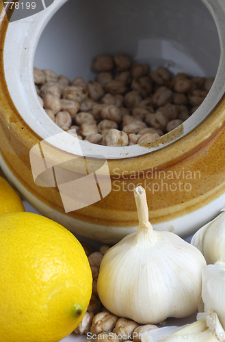 Image of Chickpeas garlic and lemon