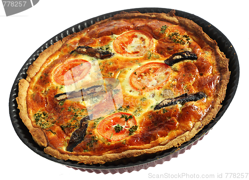 Image of Whole quiche in baking pan