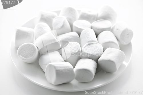 Image of Marshmallows on plate