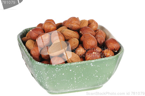 Image of hazelnuts and almond