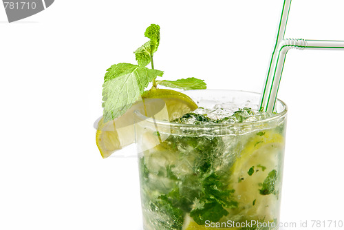 Image of mojito closeup