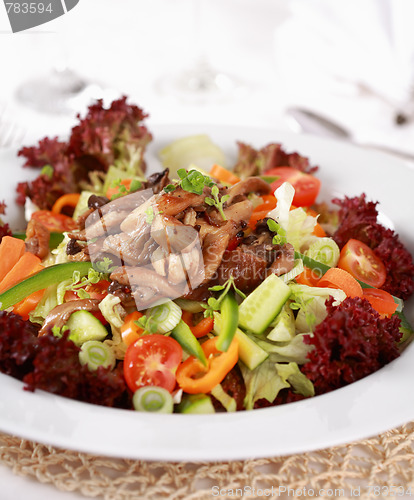 Image of Vegetable salad with oyster mushroom