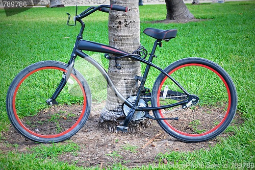 Image of black custombike