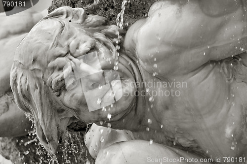 Image of Palace fountain