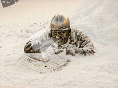 Image of The worker