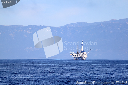 Image of oil rig