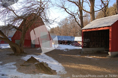 Image of red barn