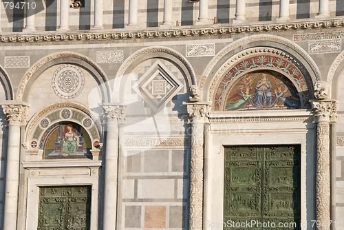 Image of Facade of Duomo, Piazza dei Miracoli, Pisa, Italy
