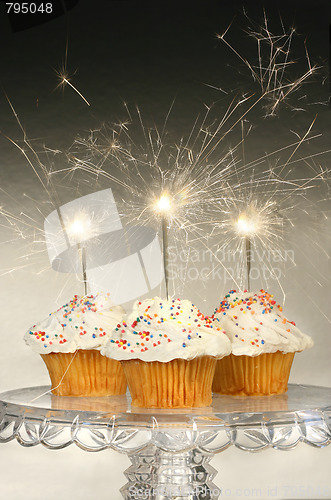 Image of Cupcakes with sparklers