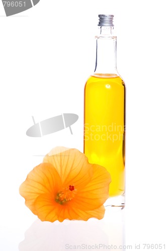 Image of bath oil with hibiscus