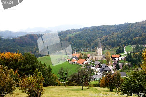 Image of village in the middle of hills