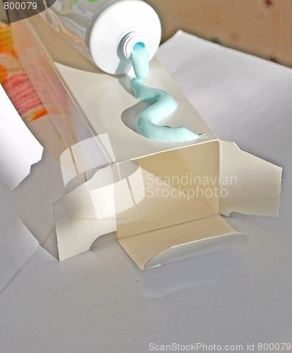 Image of toothpaste