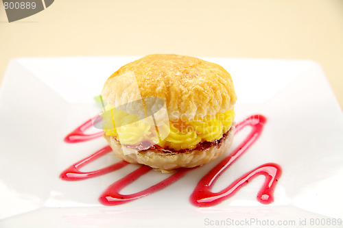 Image of Custard Pastry Cakes
