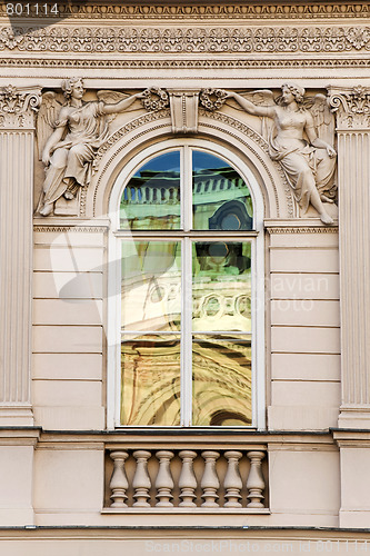 Image of Viennese window