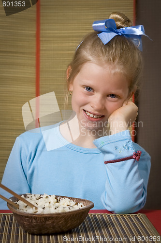 Image of Eating rice