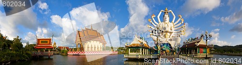 Image of panorama of wat plai laem