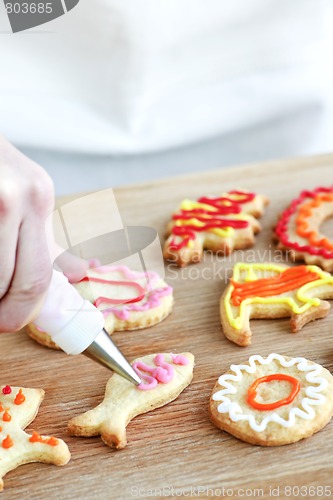 Image of Decorating cookies