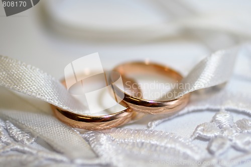 Image of wedding rings