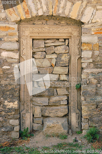Image of stone closed door