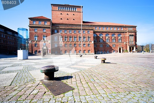 Image of opera house in Kiel