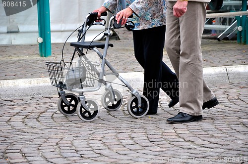 Image of seniors walking