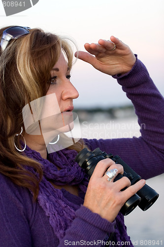 Image of Woman Searching