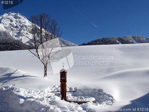 Image of Waterpump in the snow