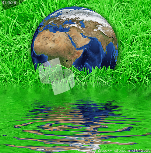 Image of Earth at the green grass