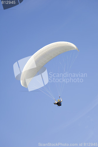 Image of paragliding extreme sport