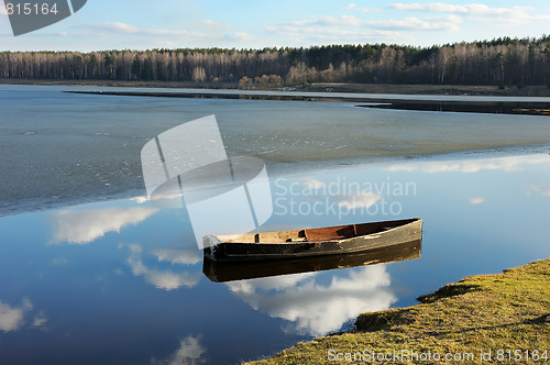 Image of Lake in March