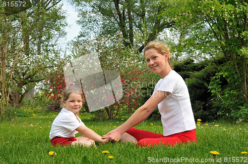 Image of Mother and daughter - training