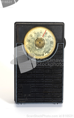 Image of used antique transistor radio