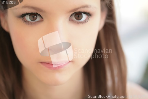 Image of girl with magnetic glance