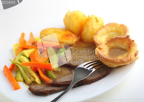 Image of Roast beef meal side view