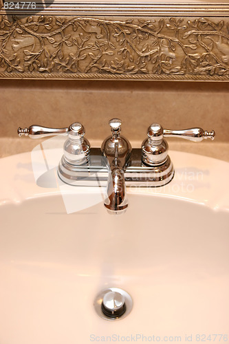 Image of bathroom 