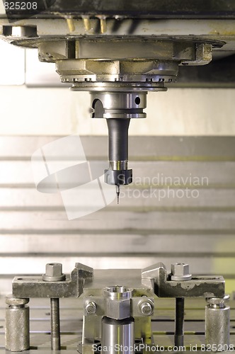 Image of milling the metal blank