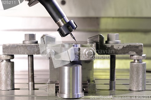 Image of milling the metal blank